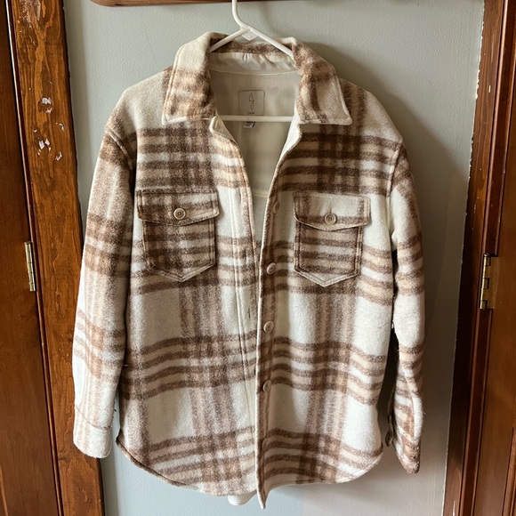 Oversized Flannel Jacket - Picture 1 of 3